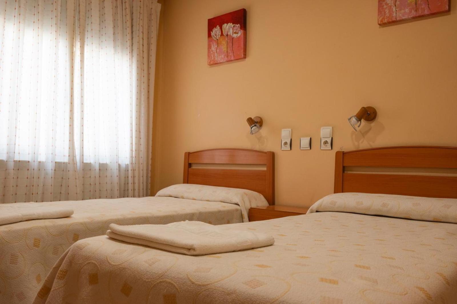 Pension Discoves Pinseque Екстер'єр фото